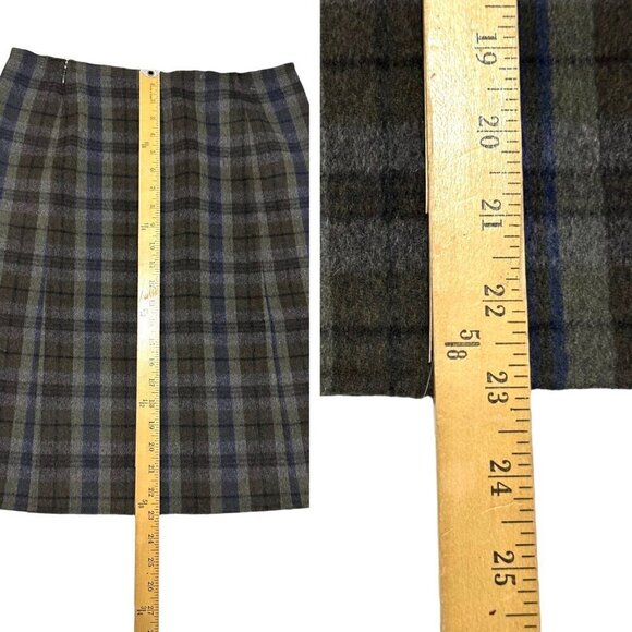 Prada Plaid Wool/Angora Straight Skirt,  Size 44 Italy, Gray, Blue, Brown - Picture 12 of 14